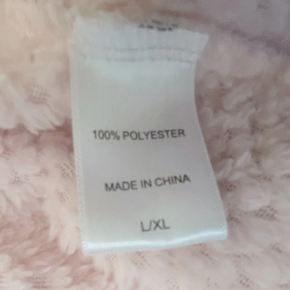 Ulta Beauty Robe - Picture 5 of 8